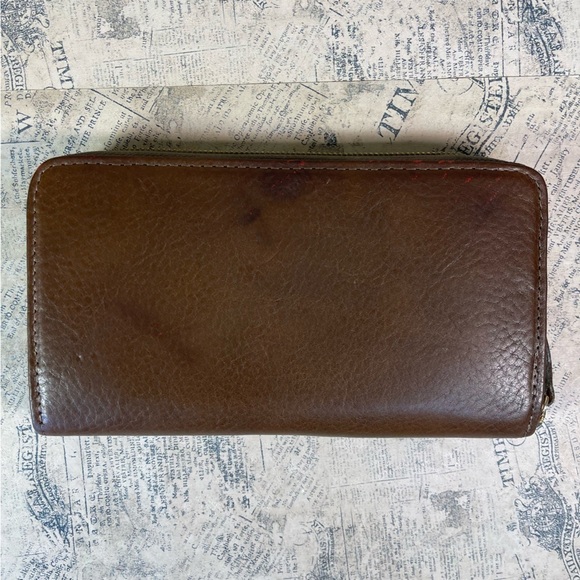 Neely Mack San Francisco zipper around brown leather wallet - Picture 3 of 12